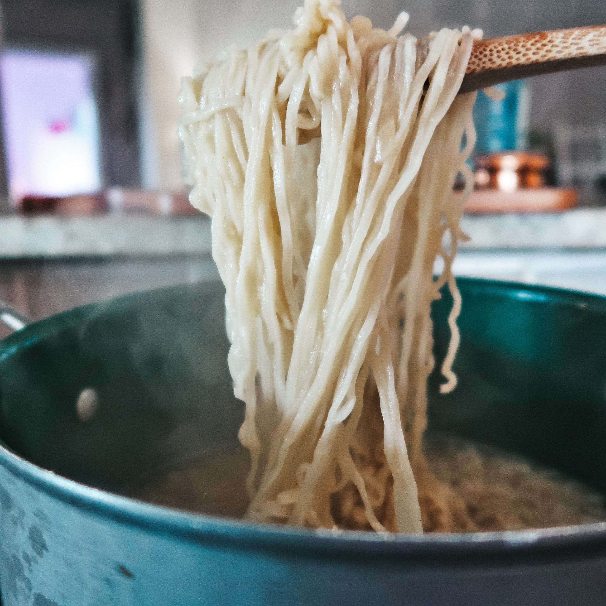 cooked ramen noodles