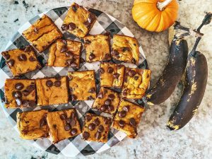 Pumpkin and Banana Chocolate Chip Bars