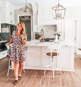 Dressy but comfy date night outfits